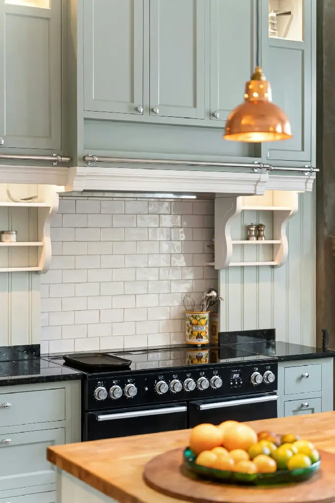 unsplash_bxae6oE4wqs_shaker style kitchen.webp